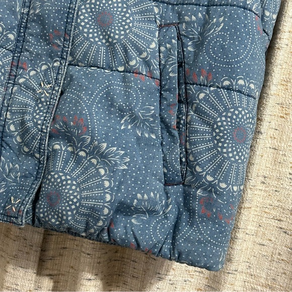 Anthropologie Pilcro and the Letterpress Chambray Blue Puffer Vest - Picture 3 of 13